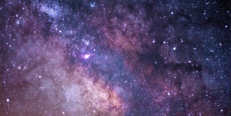 Астрономы впервые обнаружили первые звезды, которые появились после Большого взрыва»>