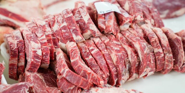 Мясо мутантов появится в магазинах Канады: это открыло американцам неприятную тайну»>