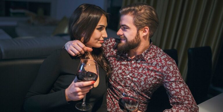 Ученые назвали необычный фактор крепкого брака»>