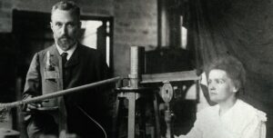 Мир разделился на «до» и «после»: как супруги Кюри раскрыли секреты радиации (фото)»>
