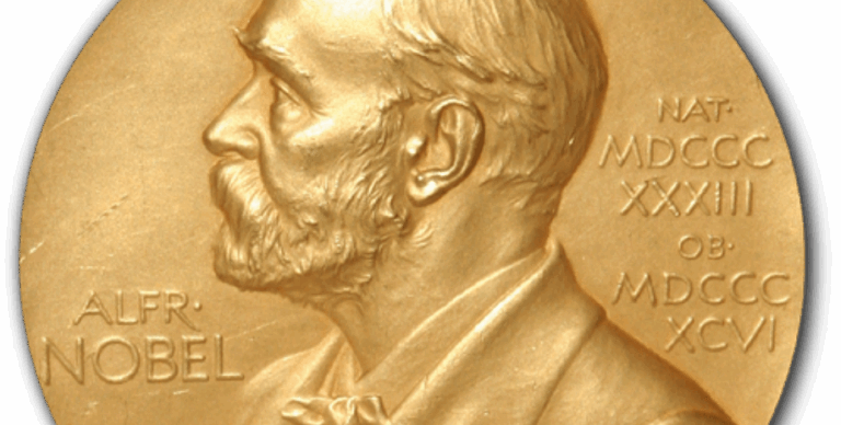 Премия торговца смертью: почему каждый о ней мечтает (фото)»>