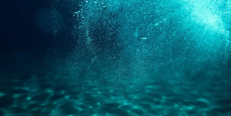 Самый соленый океан в мире неожиданно становится пресным: что высасывает из него соль (фото)»>