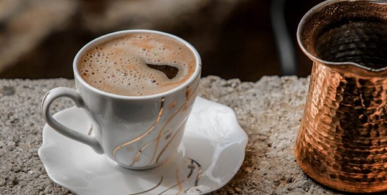 За чашку кофе могли казнить: четыре случая в истории, когда напиток оказывался вне закона»>