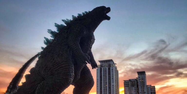 В Тихом океане зарождается нечто особенное: ученые сравнивают это с появлением Годзиллы»>