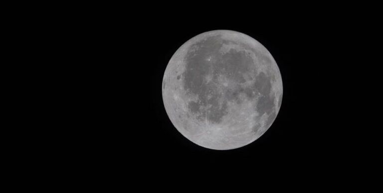 Астронавты миссии «Артемида-2» прибыли к Луне: она не такая, как они ожидали (фото)»>