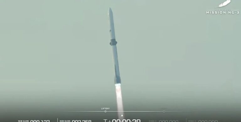 Третий запуск в космос конкурента SpaceX: ракета New Glenn теперь точно многоразовая (видео)»>