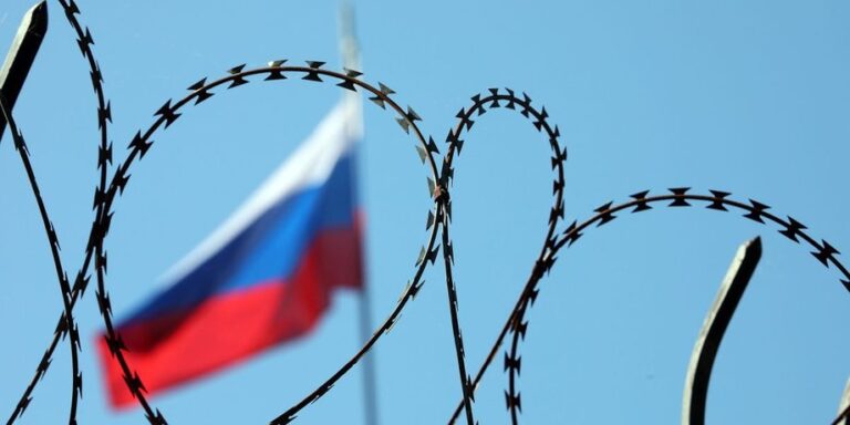 ЕС расширит санкционный список в отношении РФ: в него могут войти до 1600 человек и компаний, — Politico»>