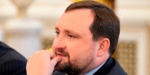 Один из главных соратников Януковича прошел в Госдуму РФ»>
