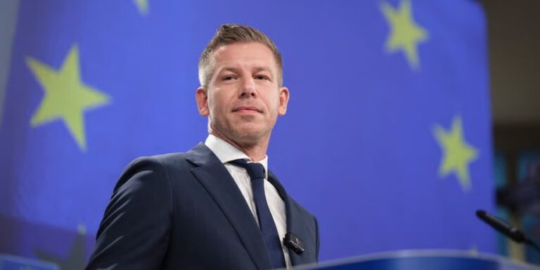 Прежде всего этническим венграм: Мадяр пообещал защиту украинским мужчинам призывного возраста»>