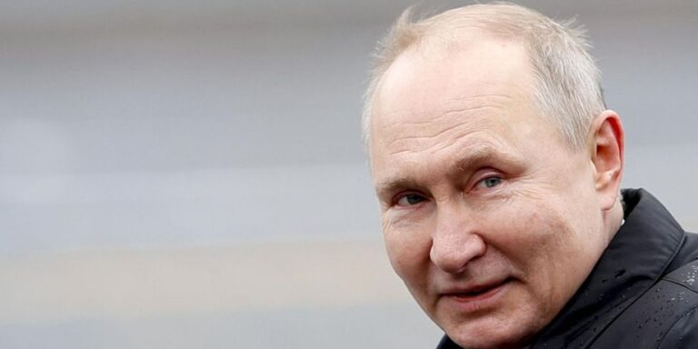 Снесли и построили новую: журналисты показали резиденцию Путина в Сочи (фото)»>
