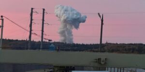 На заводе под Москвой произошел техногенный взрыв: СМИ сообщают о 7 погибших, что говорят власти (видео)»>