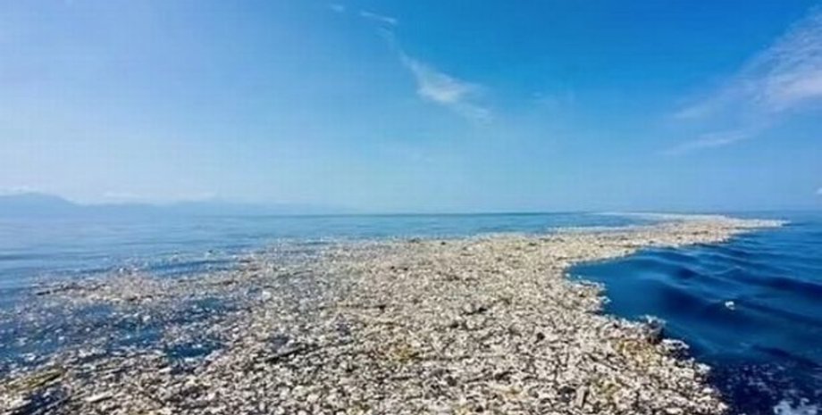 мусорное пятно в океане