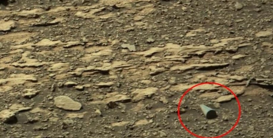 загадочный объект Марс